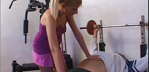  Nasty teenager screwed in the gym by trainer